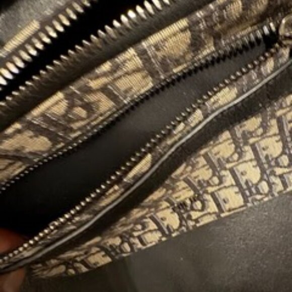 Dior Zipped Pouch with Strap Oblique Jacquard Beige and Black - Picture 5 of 14